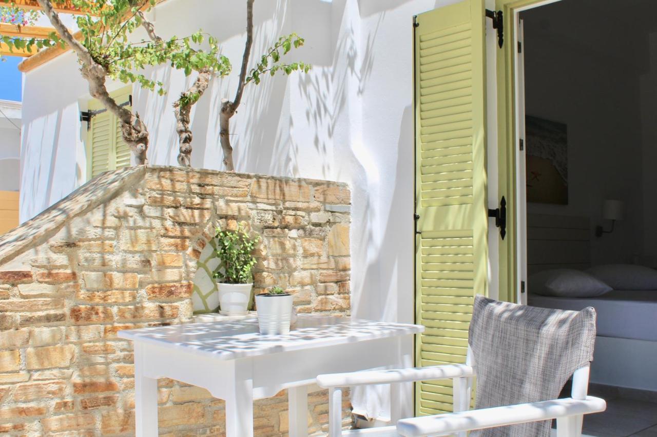 Aegeo Inn Antiparos Town Екстериор снимка