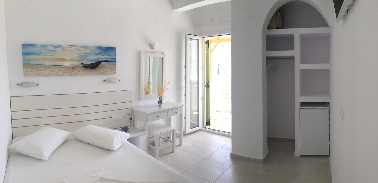 Aegeo Inn Antiparos Town Екстериор снимка